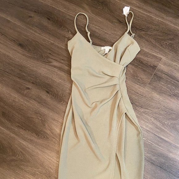 Streetwear Society Women's Sage Green Dress - Large - Picture 1 of 13